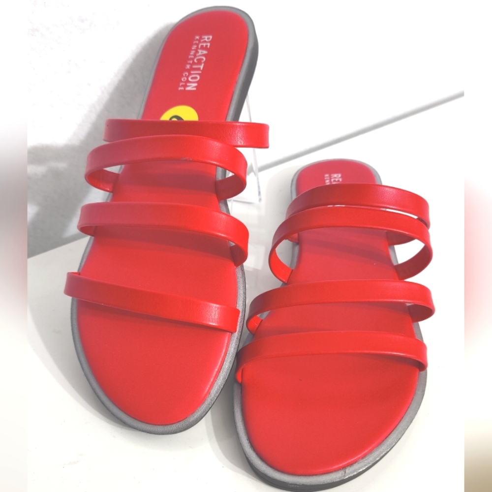 Kenneth Cole Reaction Sloan Four Band Womens Sandals Size 9 - Red